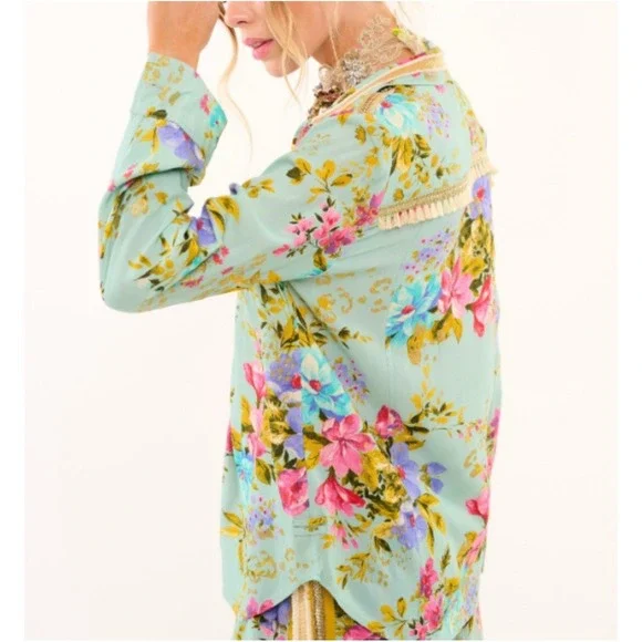 Aratta Silent Journey Floral Button Down Sage Green Tunic Fringe Boho Top Large - Picture 2 of 10